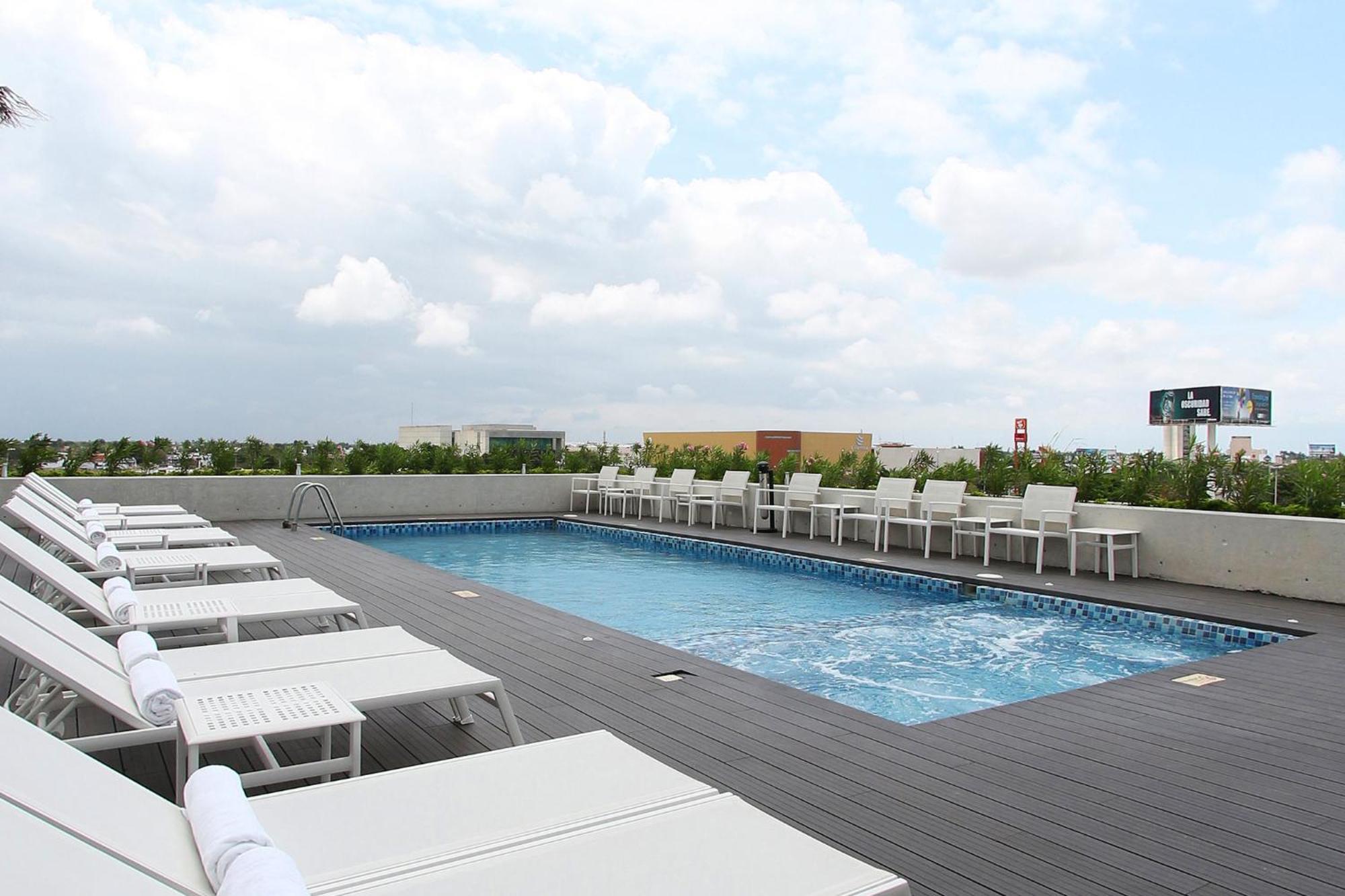 Fiesta Inn Mérida Εξωτερικό φωτογραφία