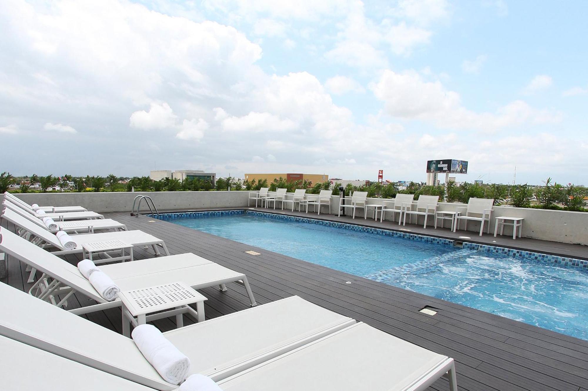 Fiesta Inn Mérida Εξωτερικό φωτογραφία